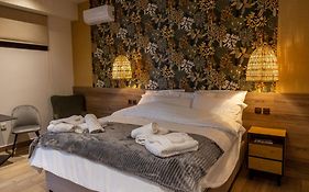 Trikala Mall Suites